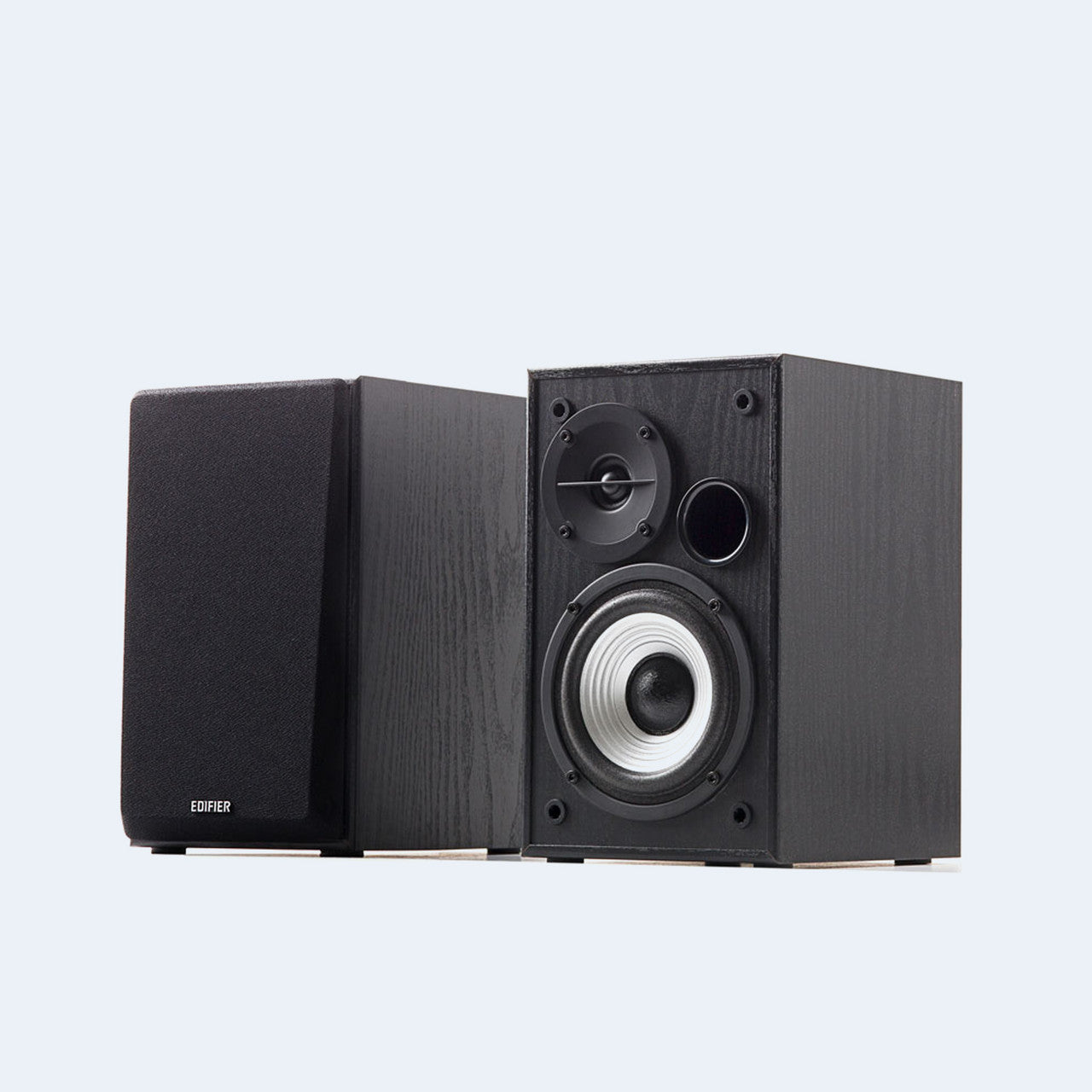 Compact in size, the R980T is an efficient bookshelf solution for desktops and small spaces. Producing a total 24 watts of sound (12W RMS each), the R980T are the perfect well-rounded stereo speaker. Each speaker contains a 4-inch bass driver and 13mm twe